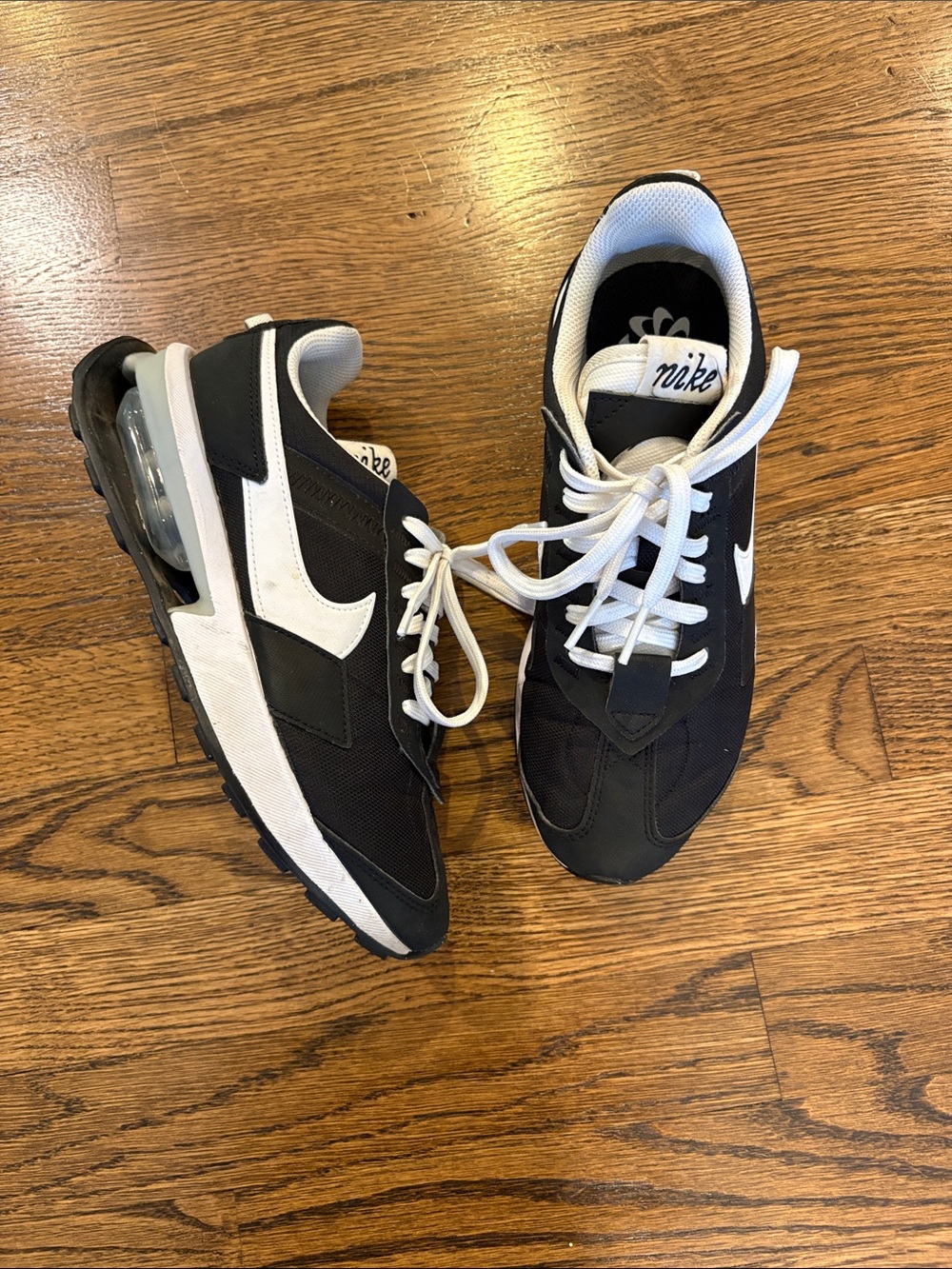 Nike AirMax Pre-Day black & white sneakers, 6.5